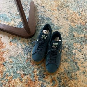 Puma suede crepe blue sneakers